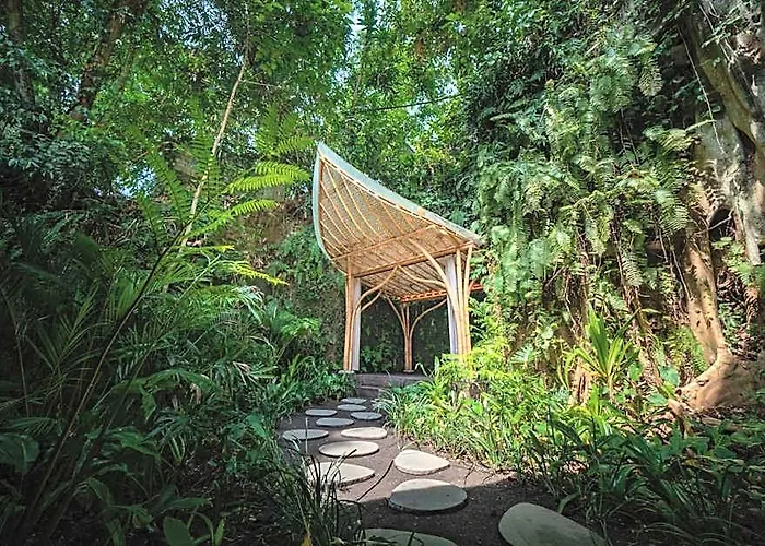 リゾート Suenyo Eco Retreat